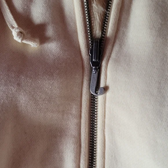 Juicy Couture Cream Zip-Up Hoodie with Real Rabbit Fur Lining - Picture 4 of 8